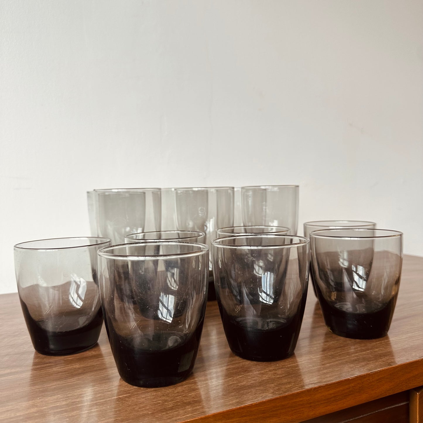 MID-CENTURY SMOKED GREY GLASSES BY LIBBEY