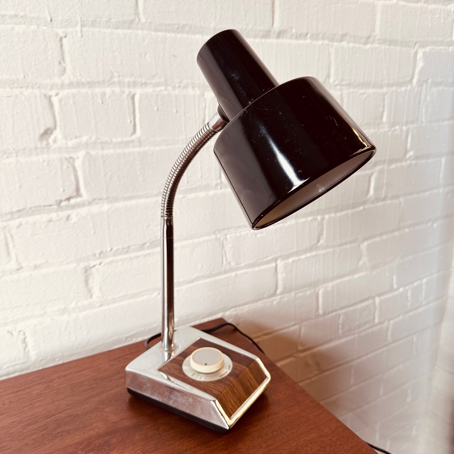 MOBILITE MID-CENTURY GOOSENECK DESK LAMP WITH DIMMER