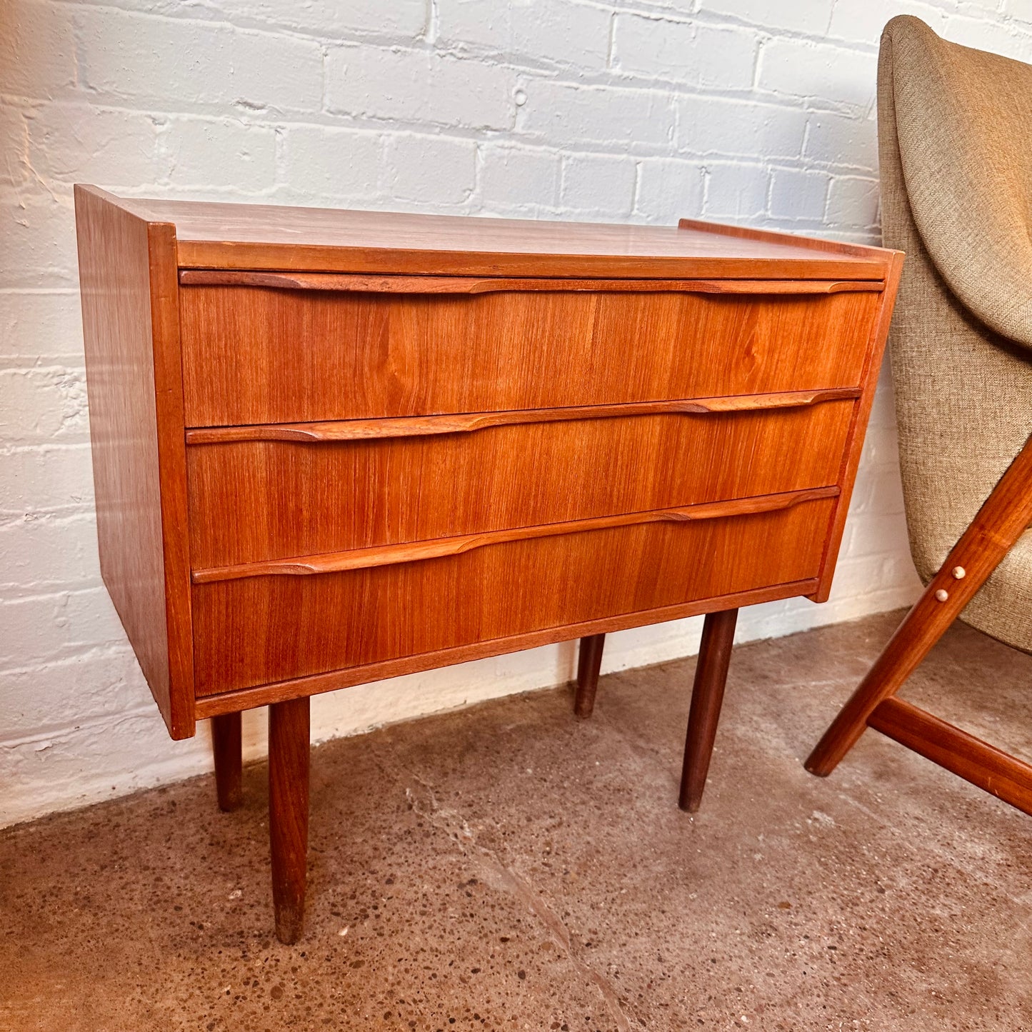 PETITE DANISH TEAK 3-DRAWER COMMODE/NIGHTSTAND