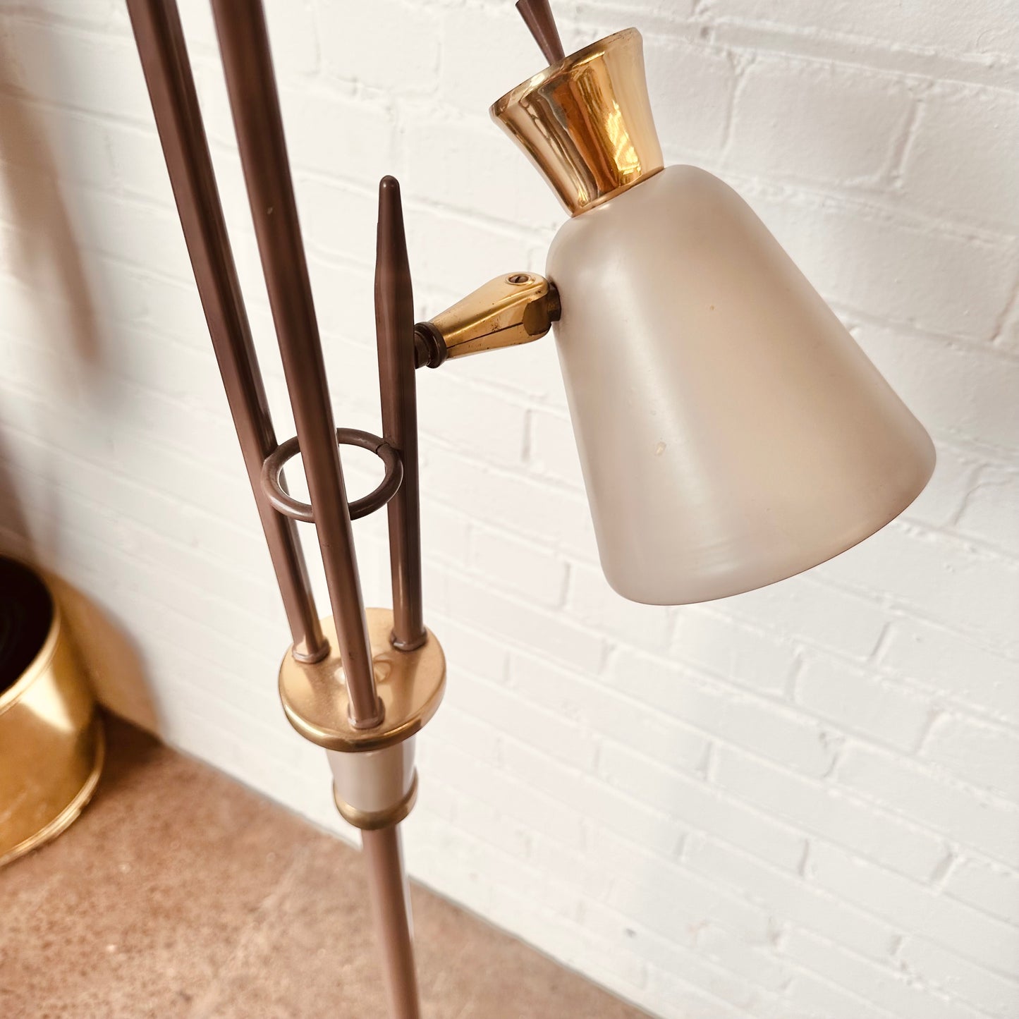 GERALD THURSTON FOR LIGHTOLIER TRIENNIAL STYLE FLOOR LAMP