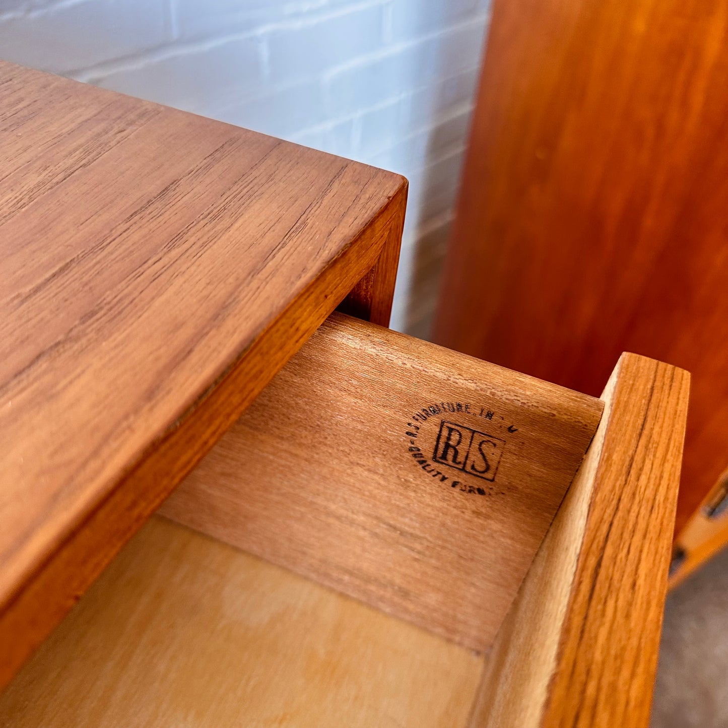 RS ASSOCIATES TEAK 5-DRAWER DRESSER