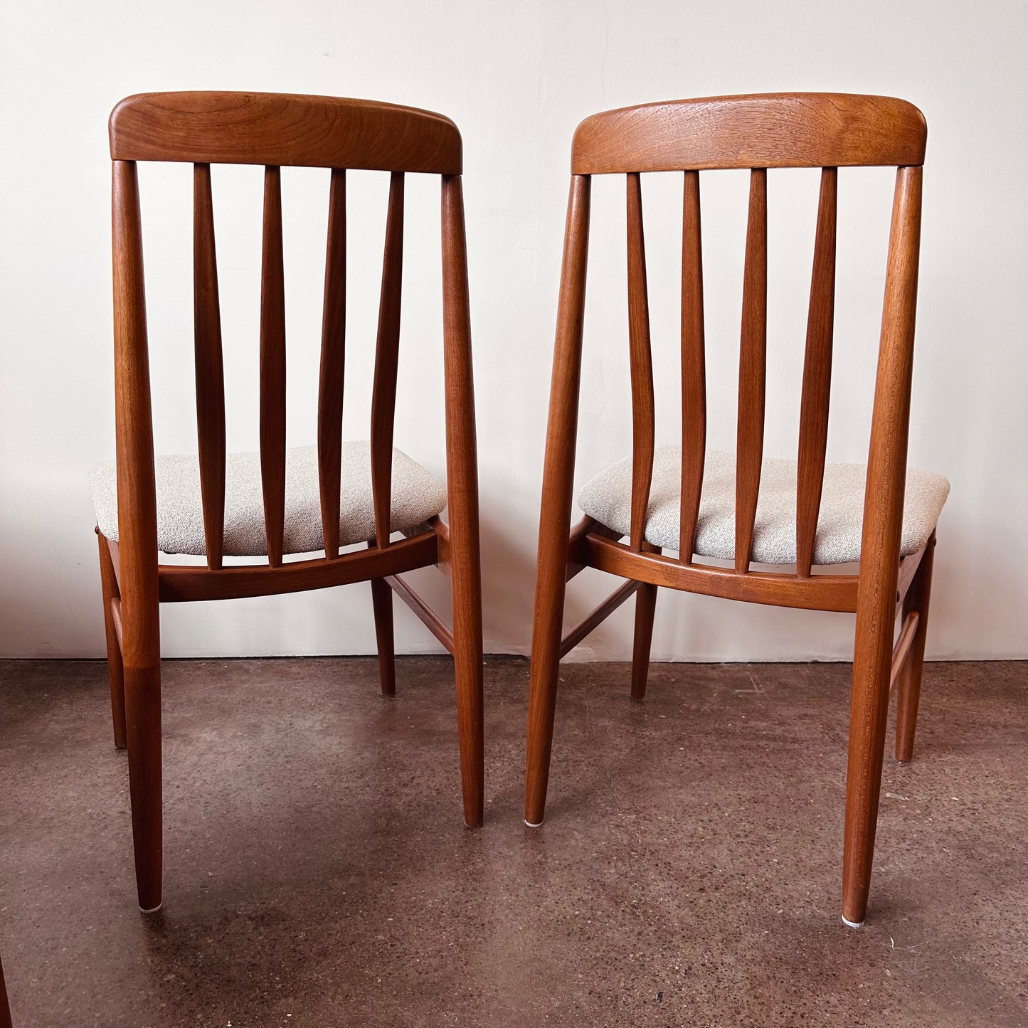 TEAK BENNY LINDEN RAILBACK DINING CHAIRS - S/6