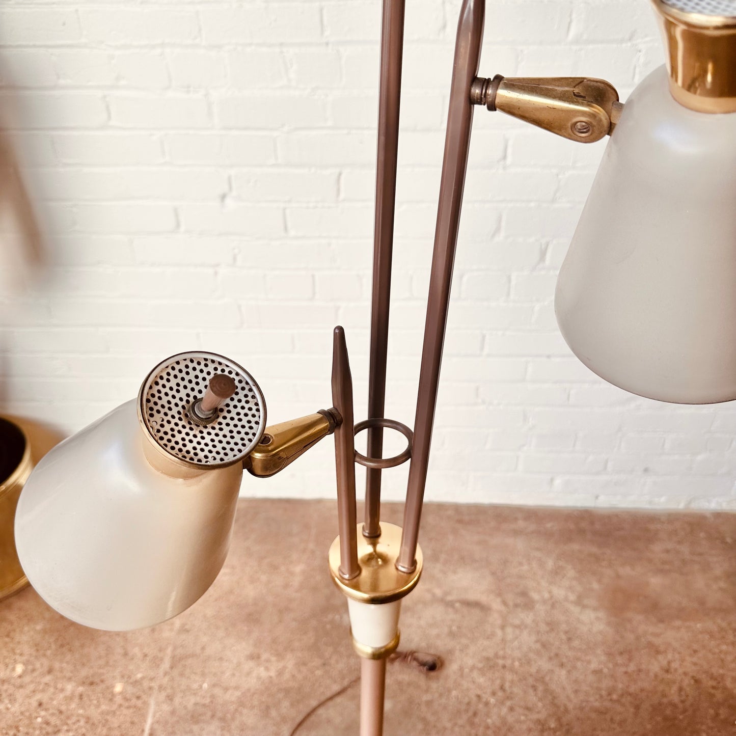 GERALD THURSTON FOR LIGHTOLIER TRIENNIAL STYLE FLOOR LAMP