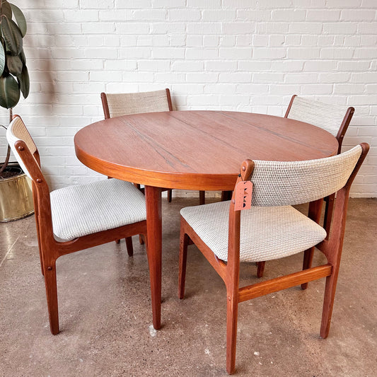 KAI KRISTIANSEN TEAK ROUND DINING TABLE - REFINISHED