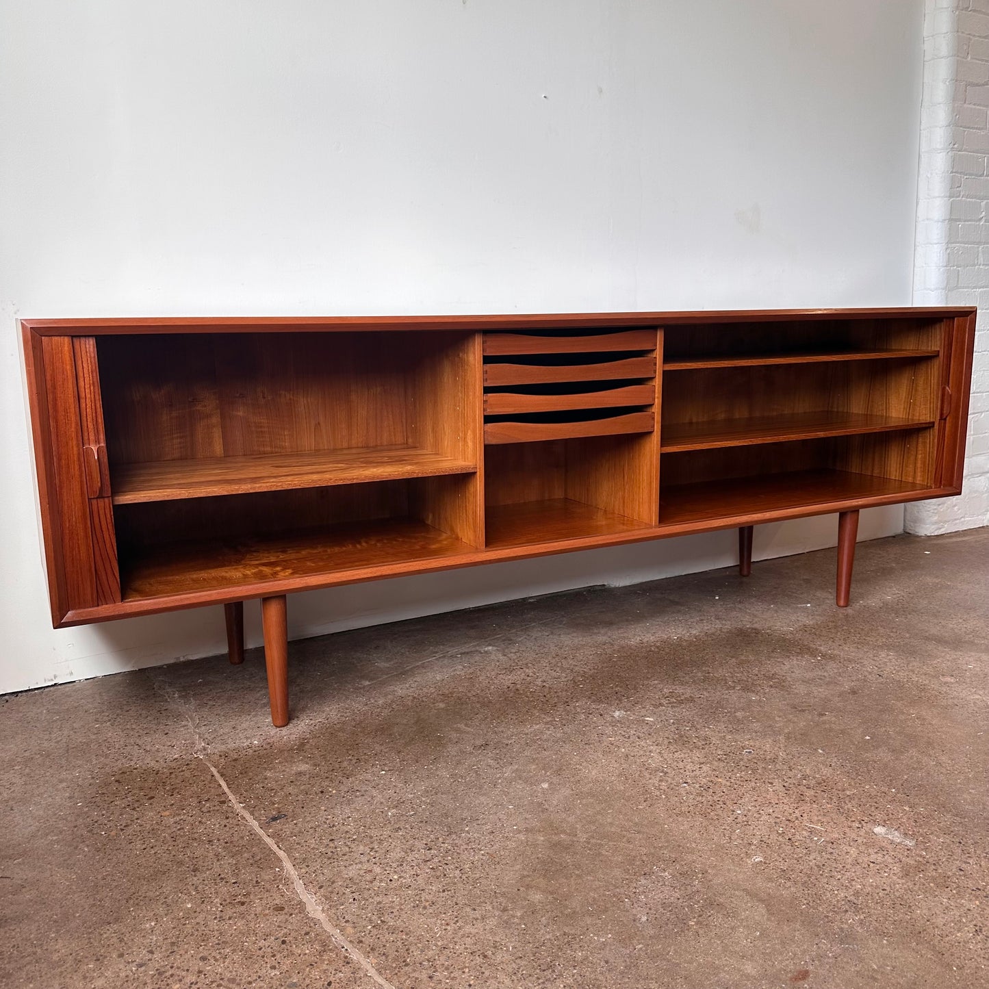 SVEND AAGE LARSEN FOR FAARUP MOBELFABRIK MID CENTURY TEAK TAMBOUR DOOR CREDENZA