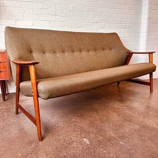 SCANDINAVIAN TEAK SOFA BY ADOLF RELLING