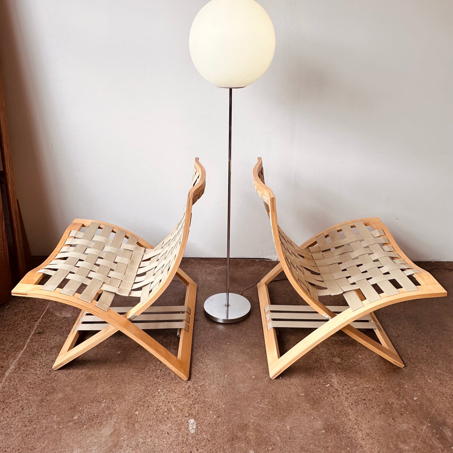 PAIR OF FOLDING LOUNGE CHAIRS BY BÖRGE LINDAU FOR BLÅ STATION