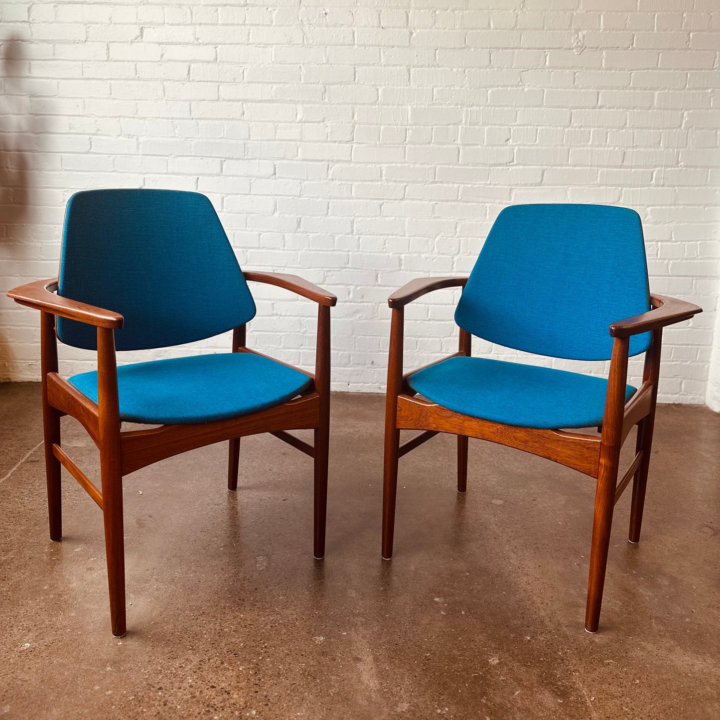 SET OF 6 TEAK DINING CHAIRS BY ARNE HOVMAN-OLSEN
