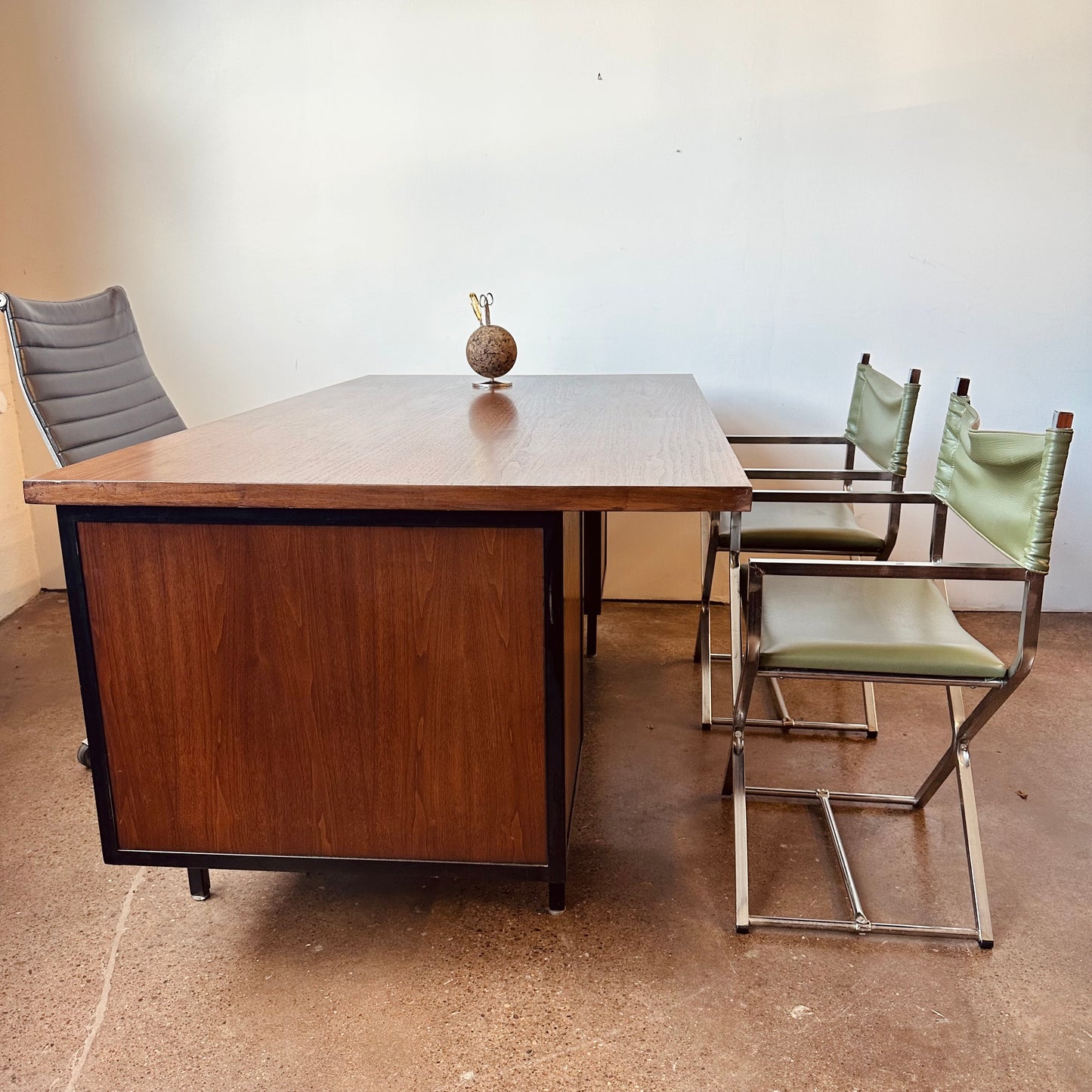EARLY ROBERT JOHN FOR KNOLL WALNUT EXECUTIVE DESK