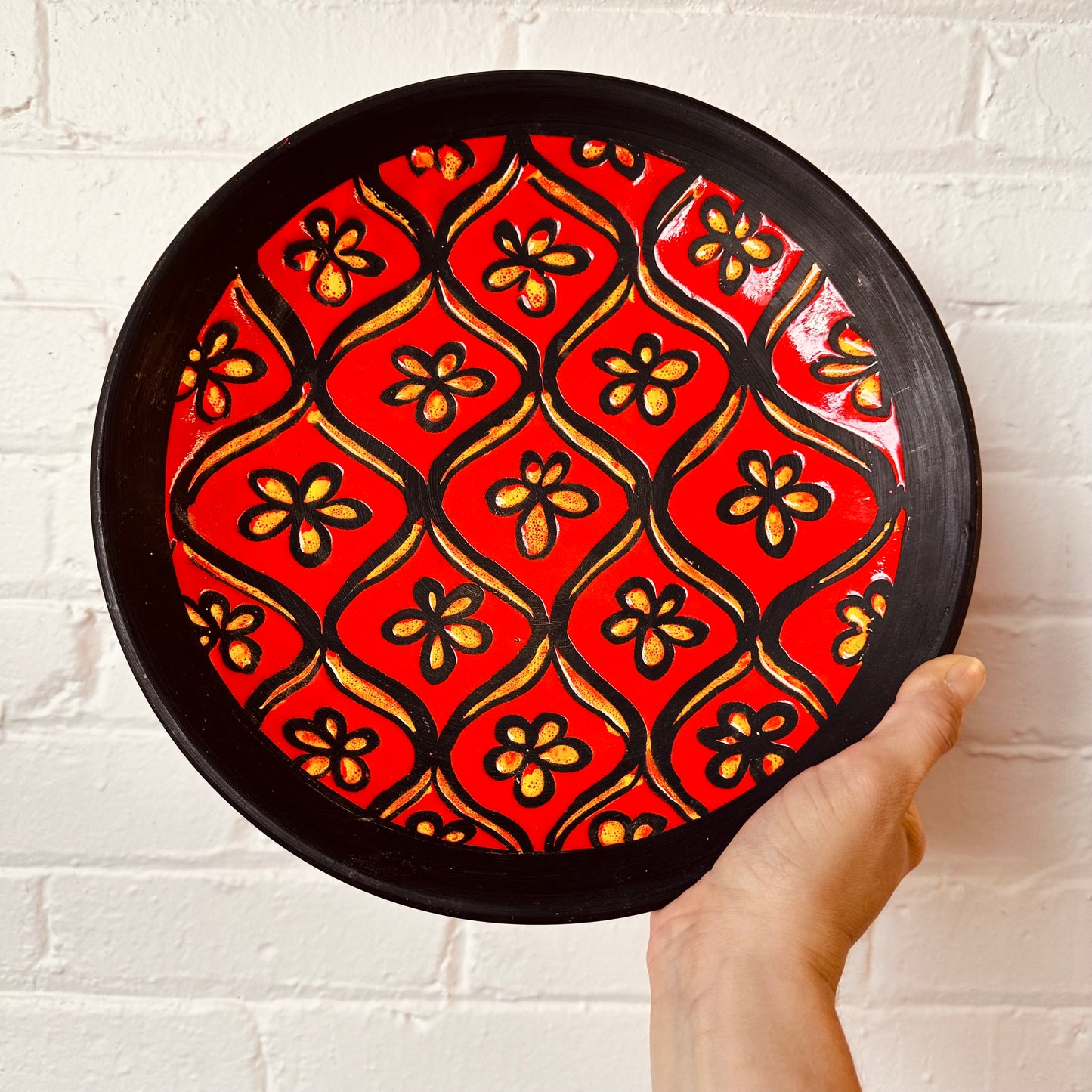 ALVINO BAGNI CERAMIC PLATE CRAFTED IN ITALY