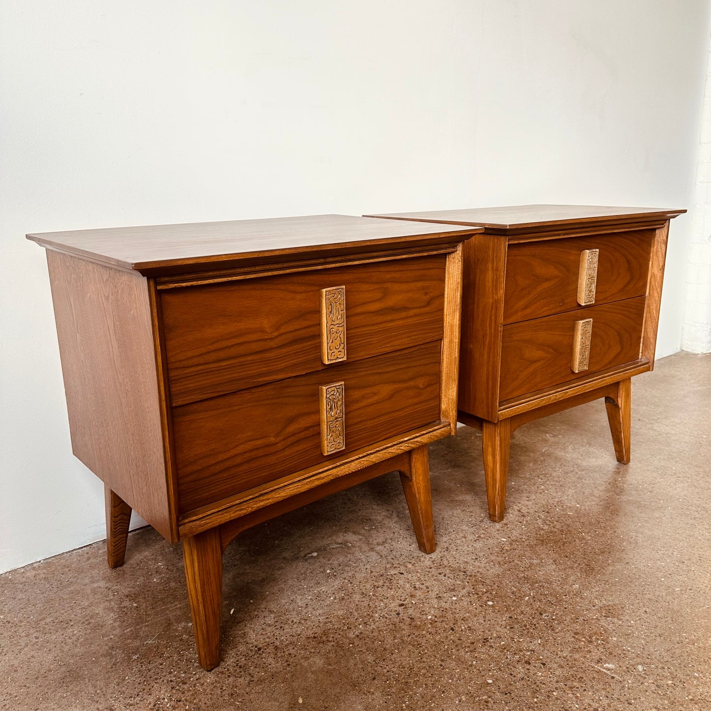 MID-CENTURY BASSETT MAYAN NIGHTSTANDS