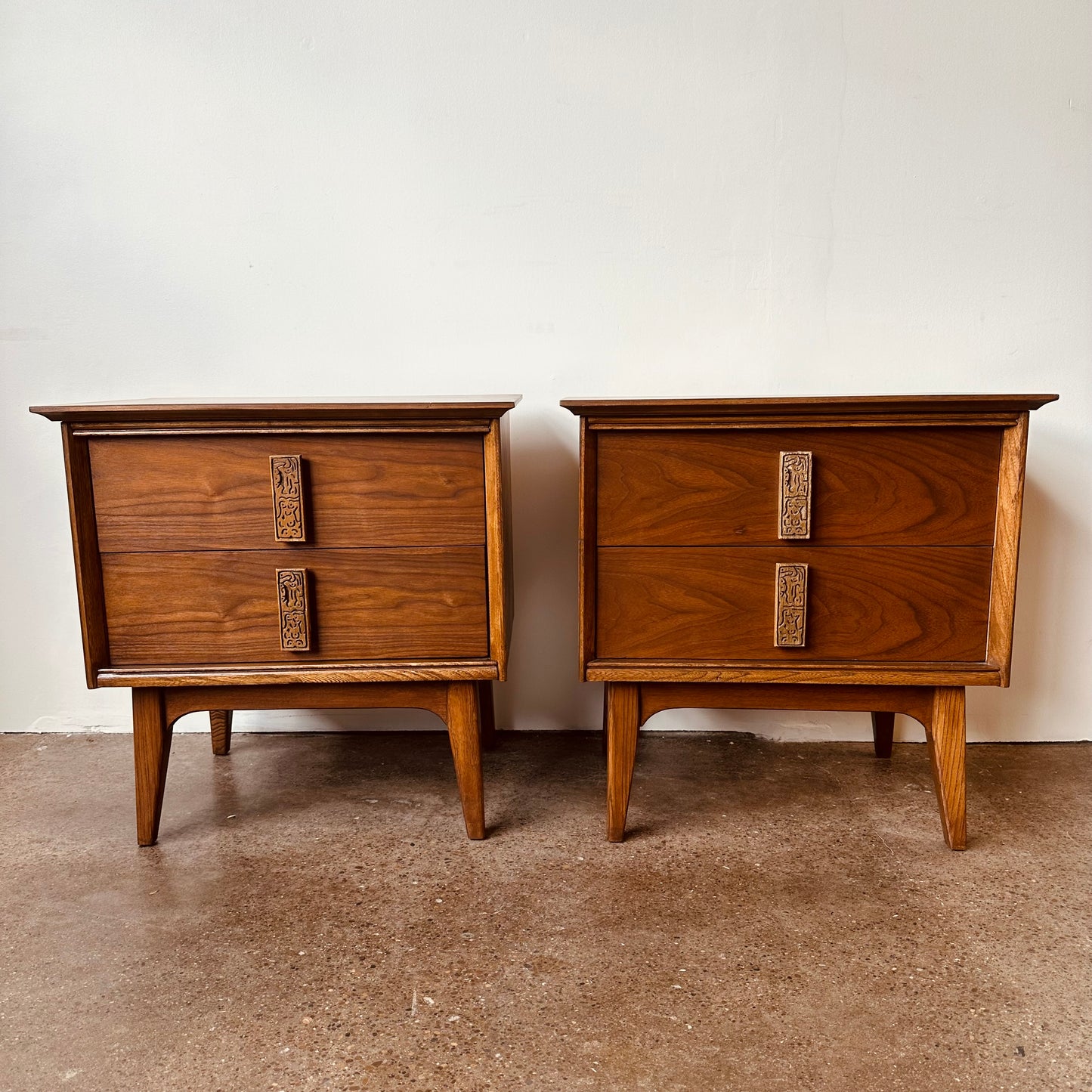 MID-CENTURY BASSETT MAYAN NIGHTSTANDS