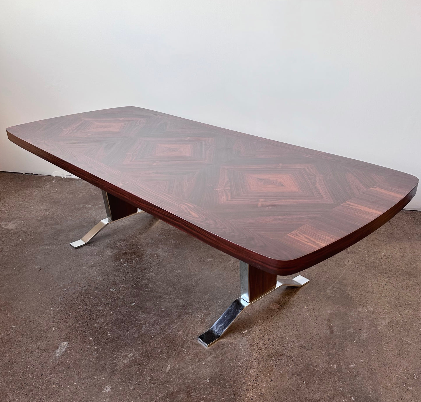 ROSEWOOD AND CHROME ADJUSTABLE COFFEE TABLE