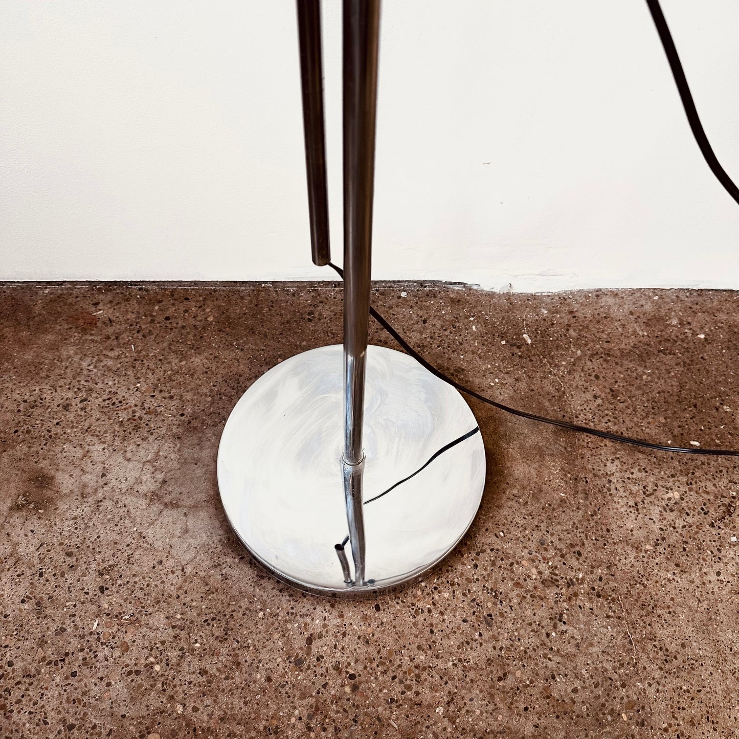 1970’S CHROME DUAL-LIGHT ADJUSTABLE FLOOR LAMP