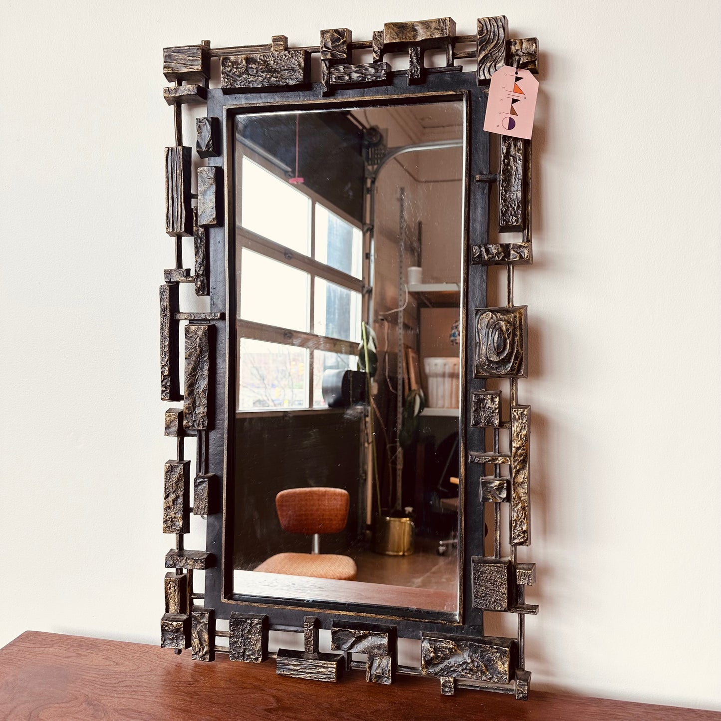 GEOMETRIC BRUTALIST SYROCO STYLE MIRROR WALL