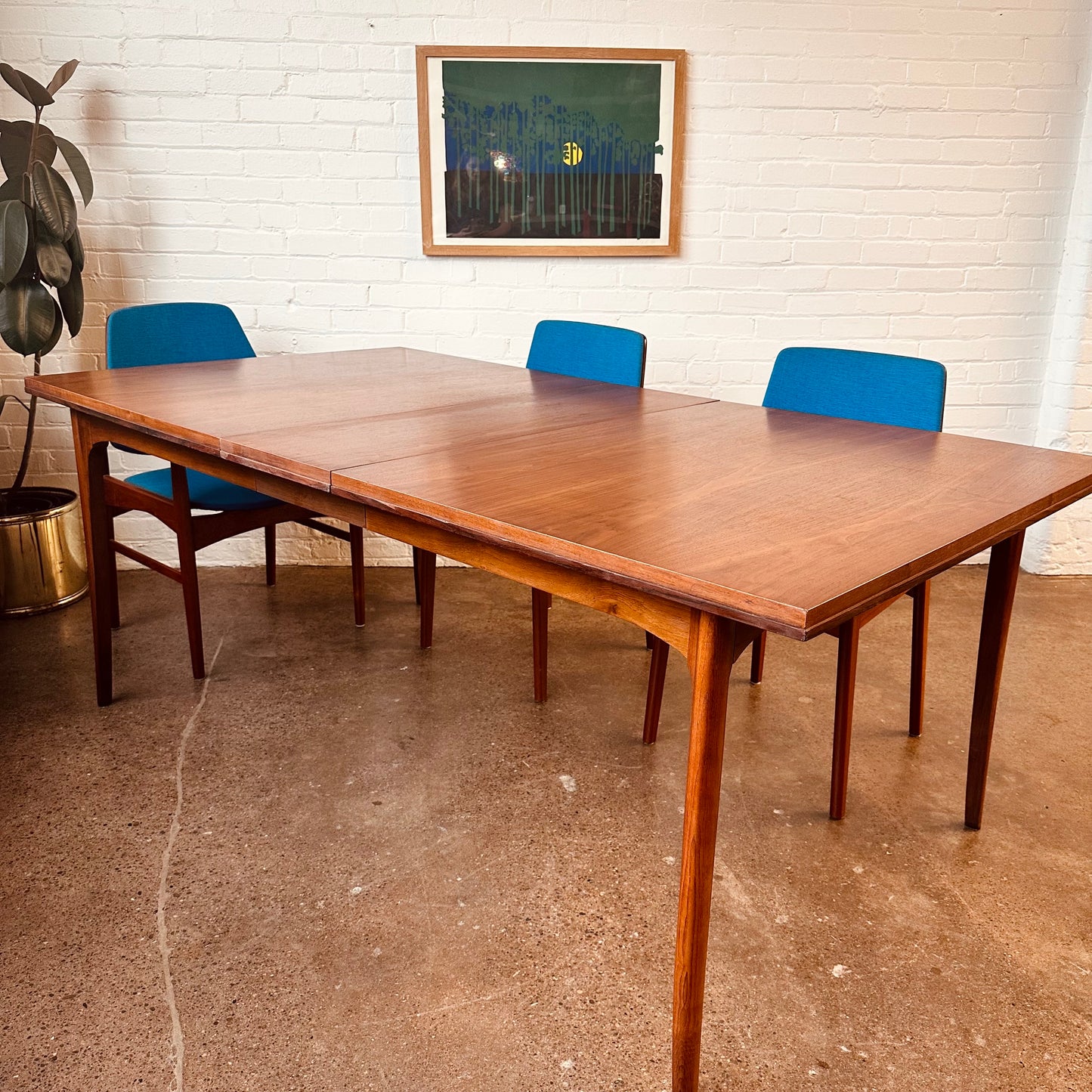MCM WALNUT DINING TABLE WITH THREE LEAVES