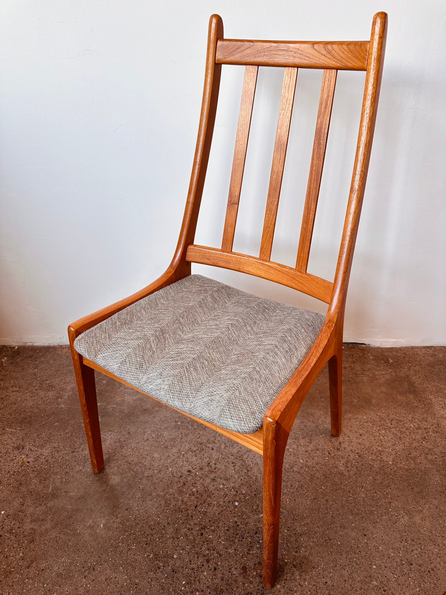 NORDIC FURNITURE DANISH TEAK HIGH BACK DINING CHAIRS - S/4