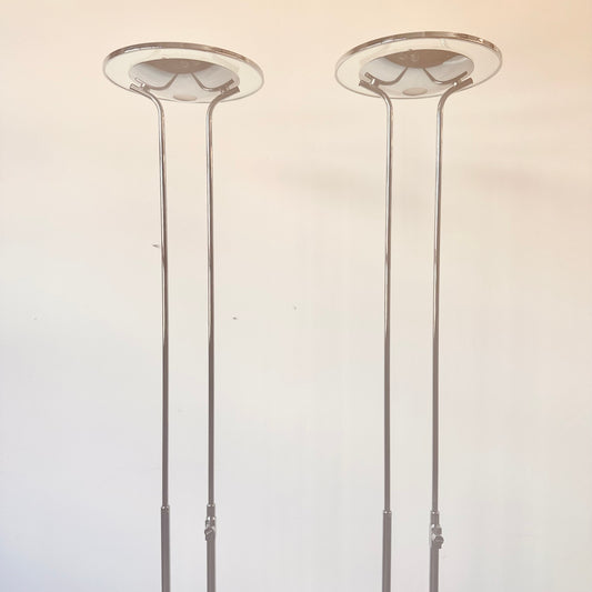 MODERNIST CHROME AND GLASS ESTILUZ FLOOR LAMP BY LEONARDO MARELLI