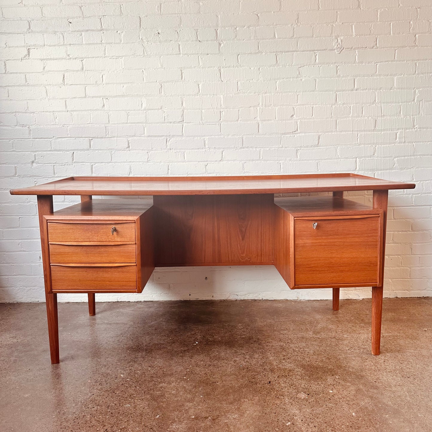 PETER LØVIG NIELSEN DANISH MODERN TEAK FLOATING DESK