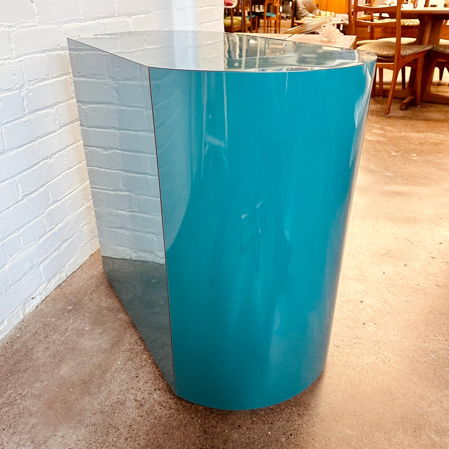 POST MODERN LACQUERED LAMINATE OVAL CABINET