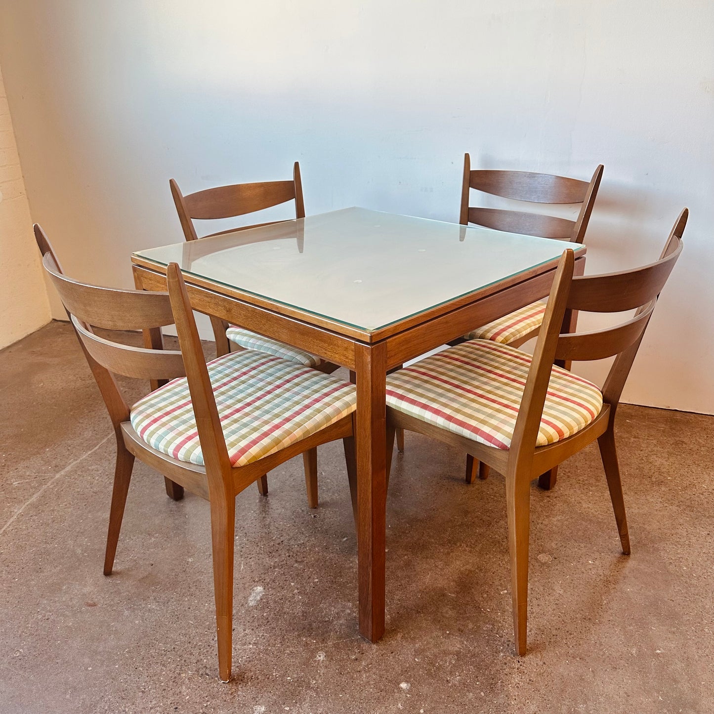 JENS RISOM MID-CENTURY WALNUT CAFE GAME TABLE