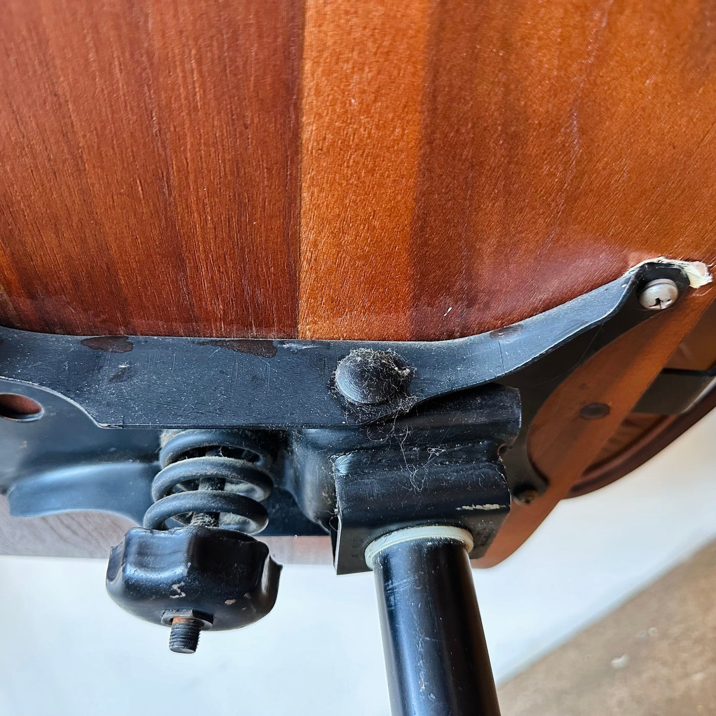 VINTAGE PLYCRAFT COGNAC AND WALNUT LOUNGE CHAIR AND OTTOMAN