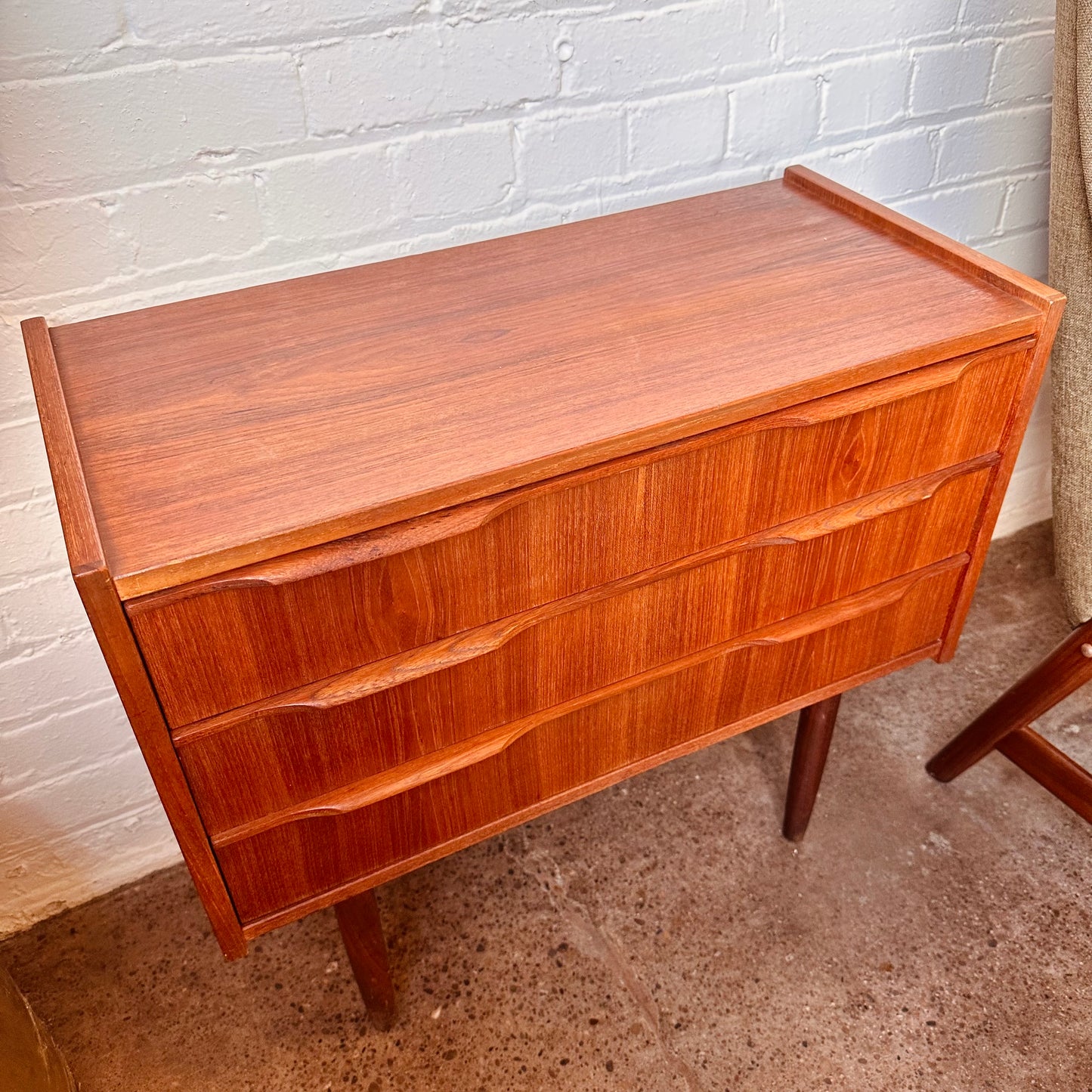 PETITE DANISH TEAK 3-DRAWER COMMODE/NIGHTSTAND