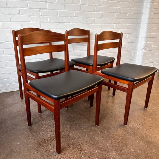 1960S BOLTINGE STOLEFABRIK DANISH TEAK DINING CHAIRS, SET OF 4