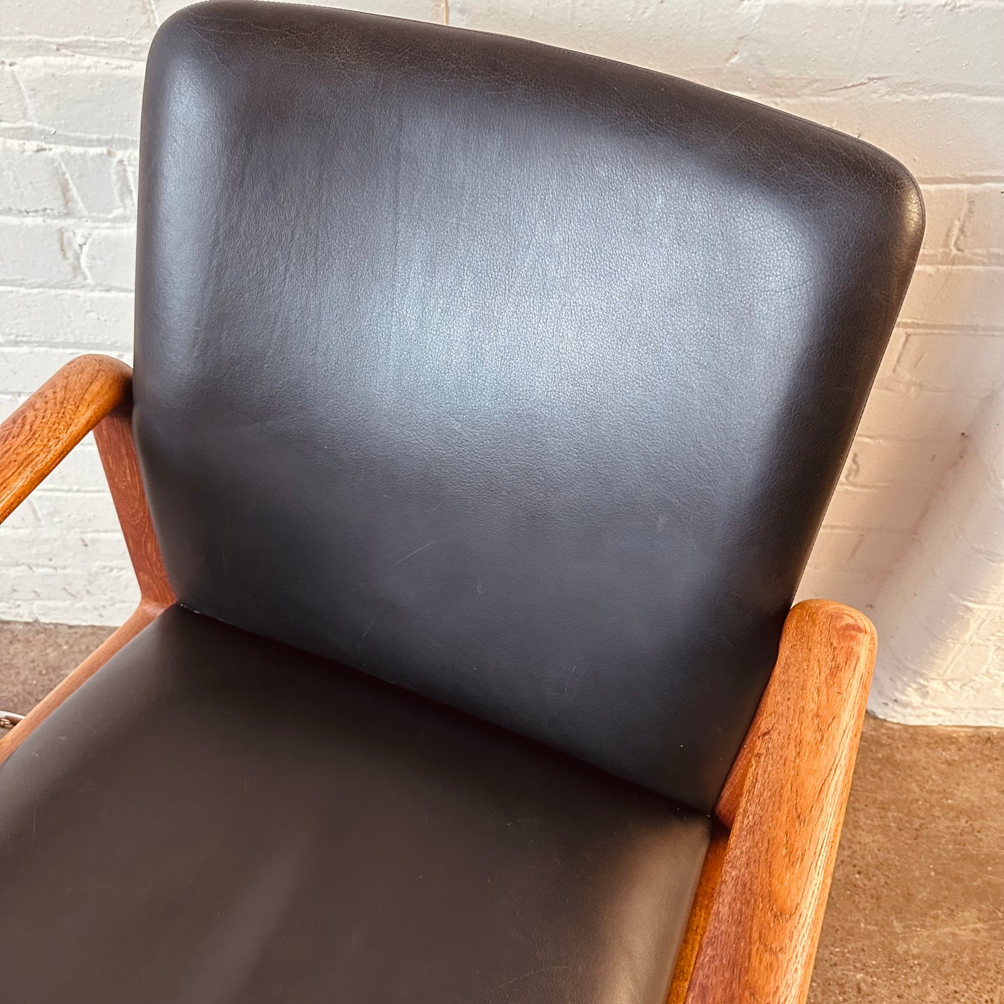 SVA MOBLER DANISH TEAK EXECUTIVE OFFICE CHAIR