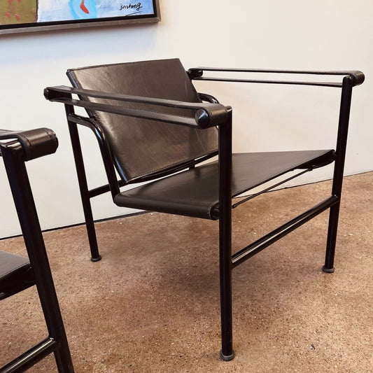 LE COURBUSIER LC1 BLACK SLING CHAIRS BY CASSINA