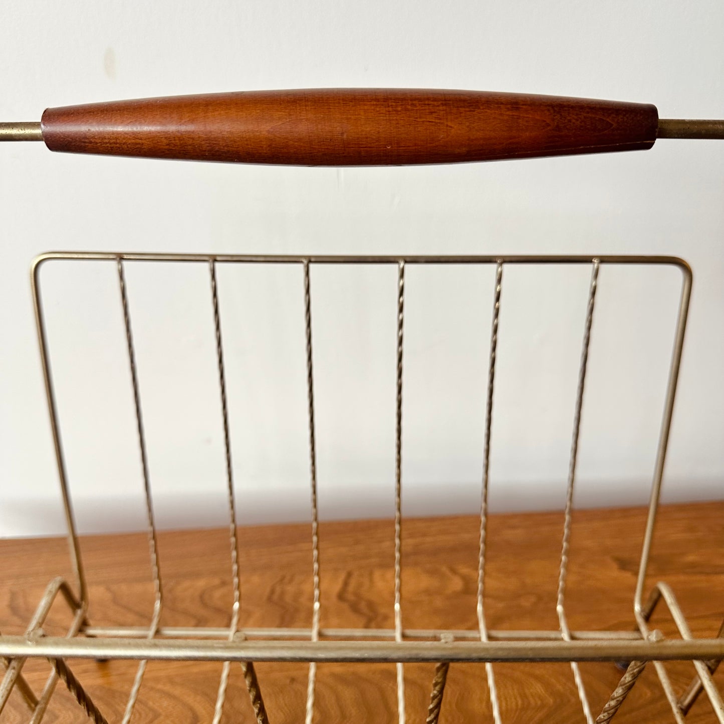 BRASS WIRE MAGAZINE RACK WITH TEAK HANDLE