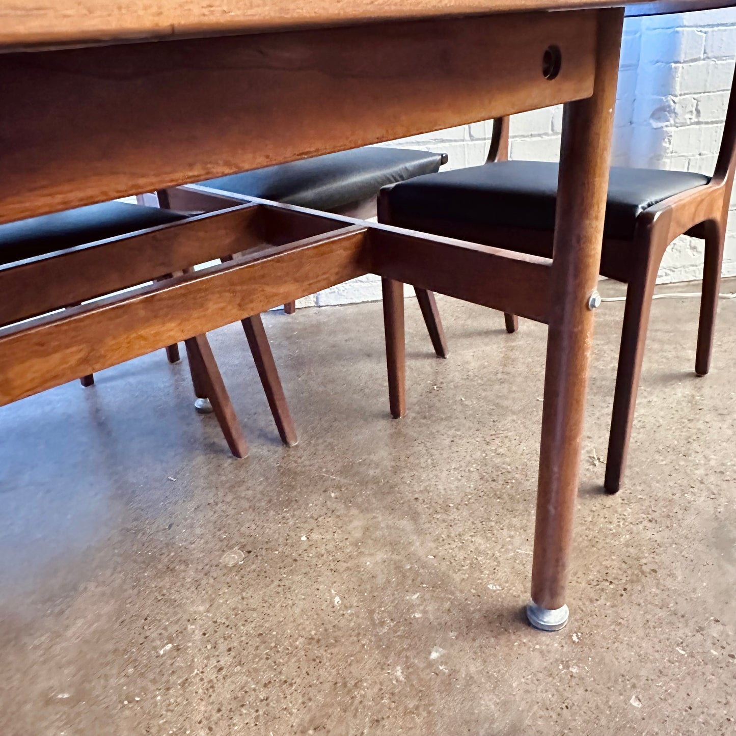 MCM DINING/CONFERENCE TABLE BY JENS RISOM