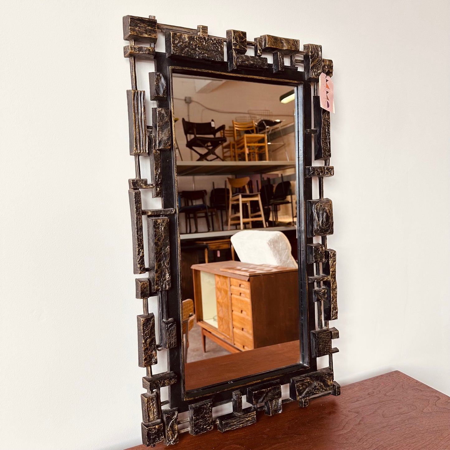 GEOMETRIC BRUTALIST SYROCO STYLE MIRROR WALL