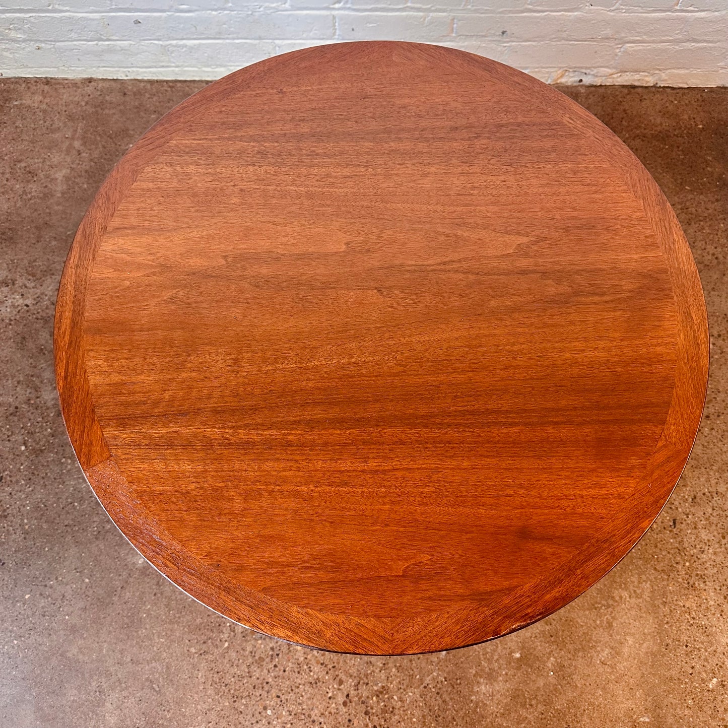 LANE FURNITURE WALNUT ROUND DRUM TABLE STORAGE CABINET