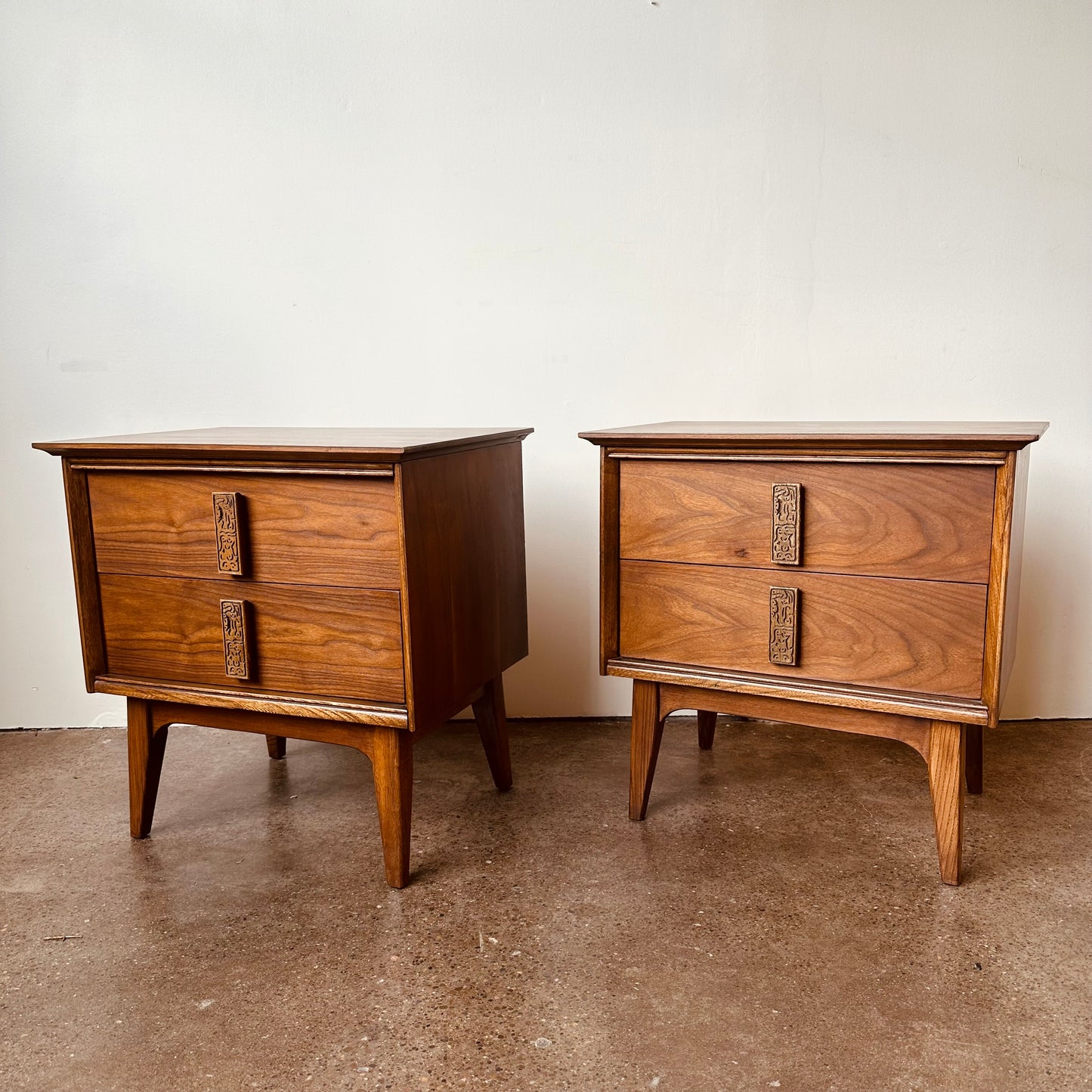 MID-CENTURY BASSETT MAYAN NIGHTSTANDS