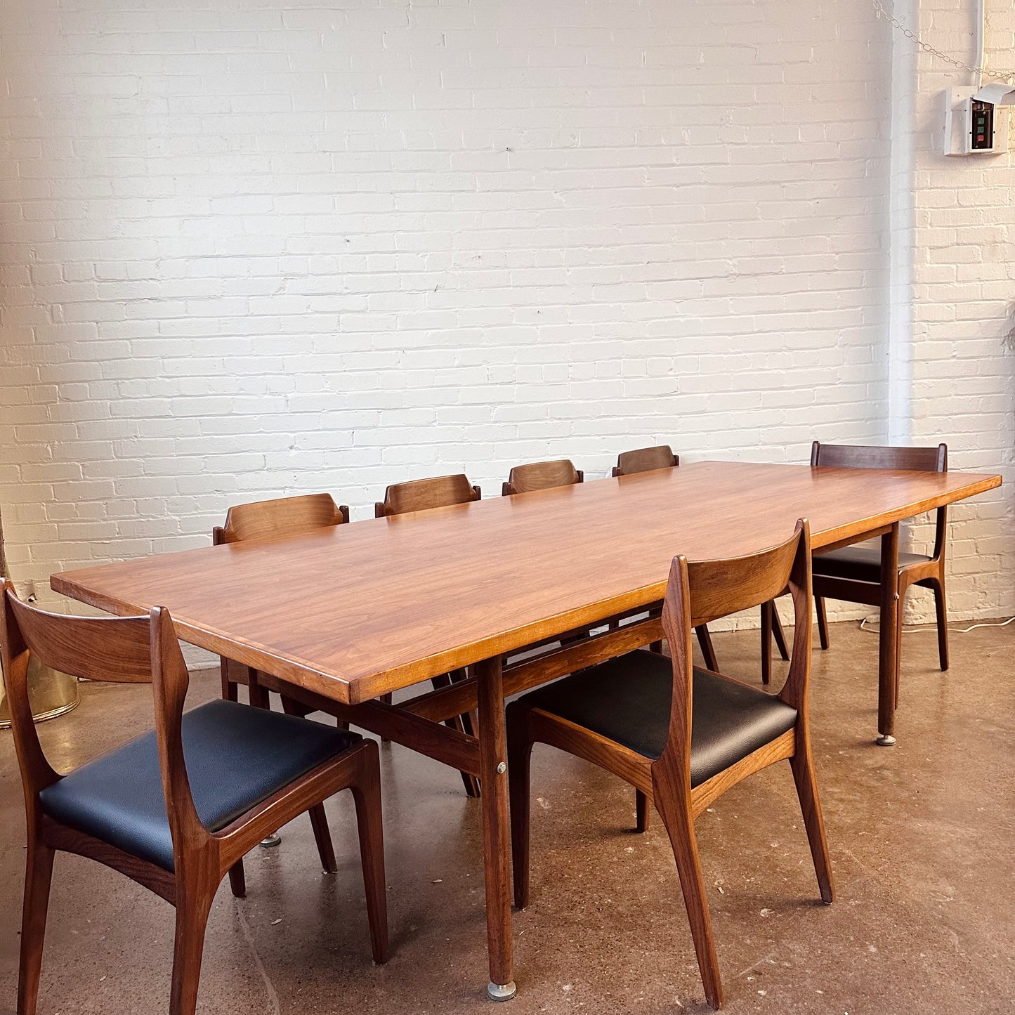 MCM DINING/CONFERENCE TABLE BY JENS RISOM