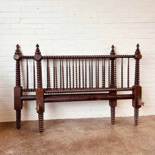 ANTIQUE JENNY LIND SPINDLE SPOOL BED - SIZE FULL