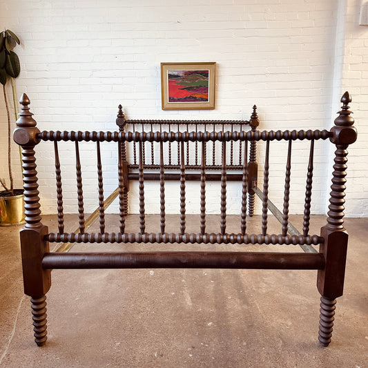 ANTIQUE JENNY LIND SPINDLE SPOOL BED - SIZE FULL