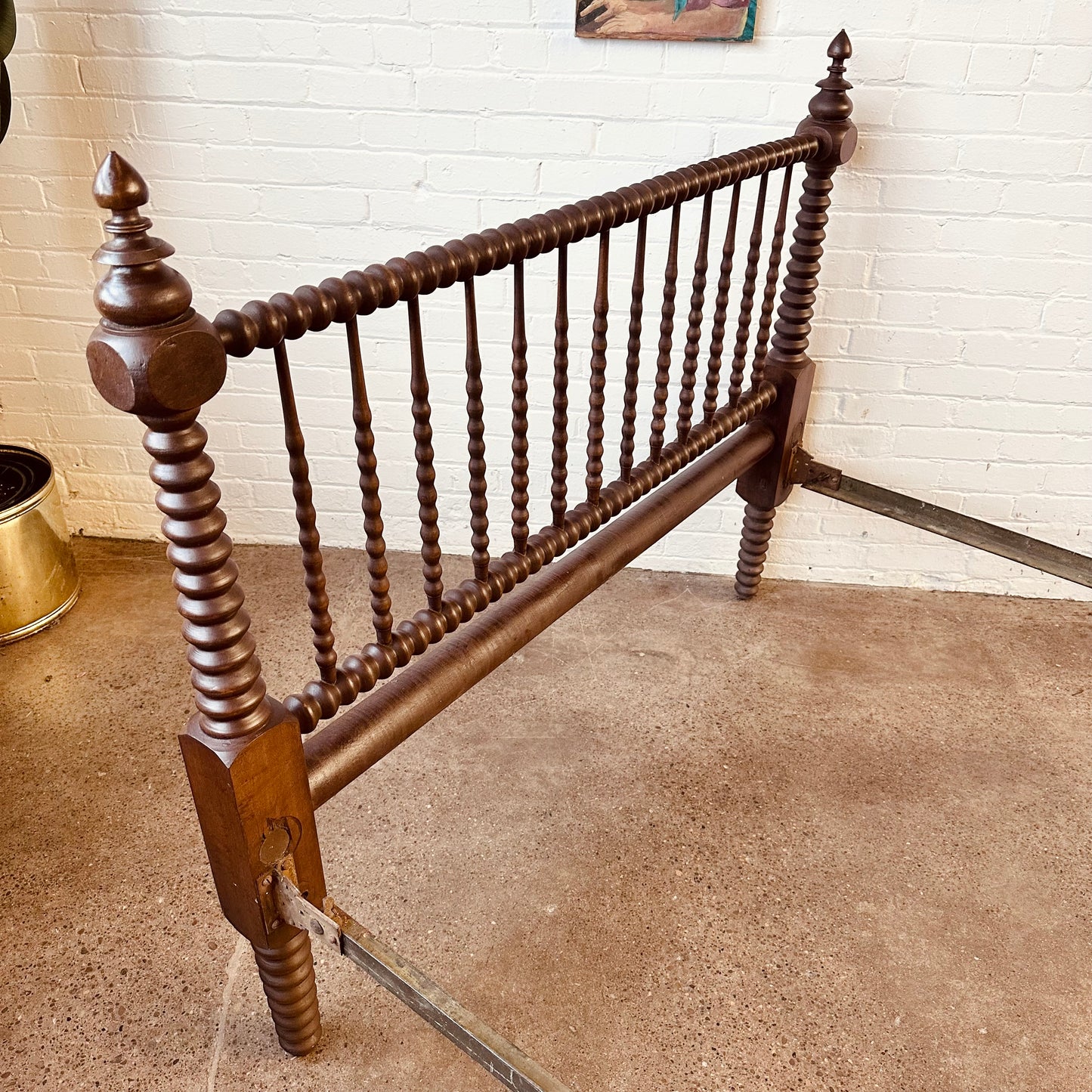 ANTIQUE JENNY LIND SPINDLE SPOOL BED - SIZE FULL