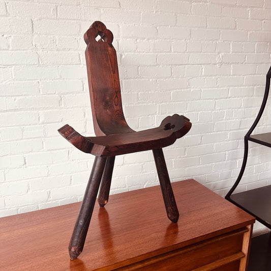 TRADITIONAL ANTIQUE SPANISH MILKING STOOL