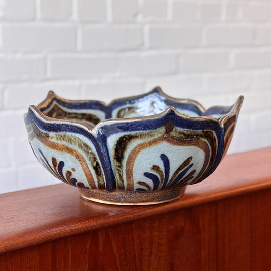 SIGNED KEN EDWARDS EL PALOMAR MEXICAN POTTERY BOWL