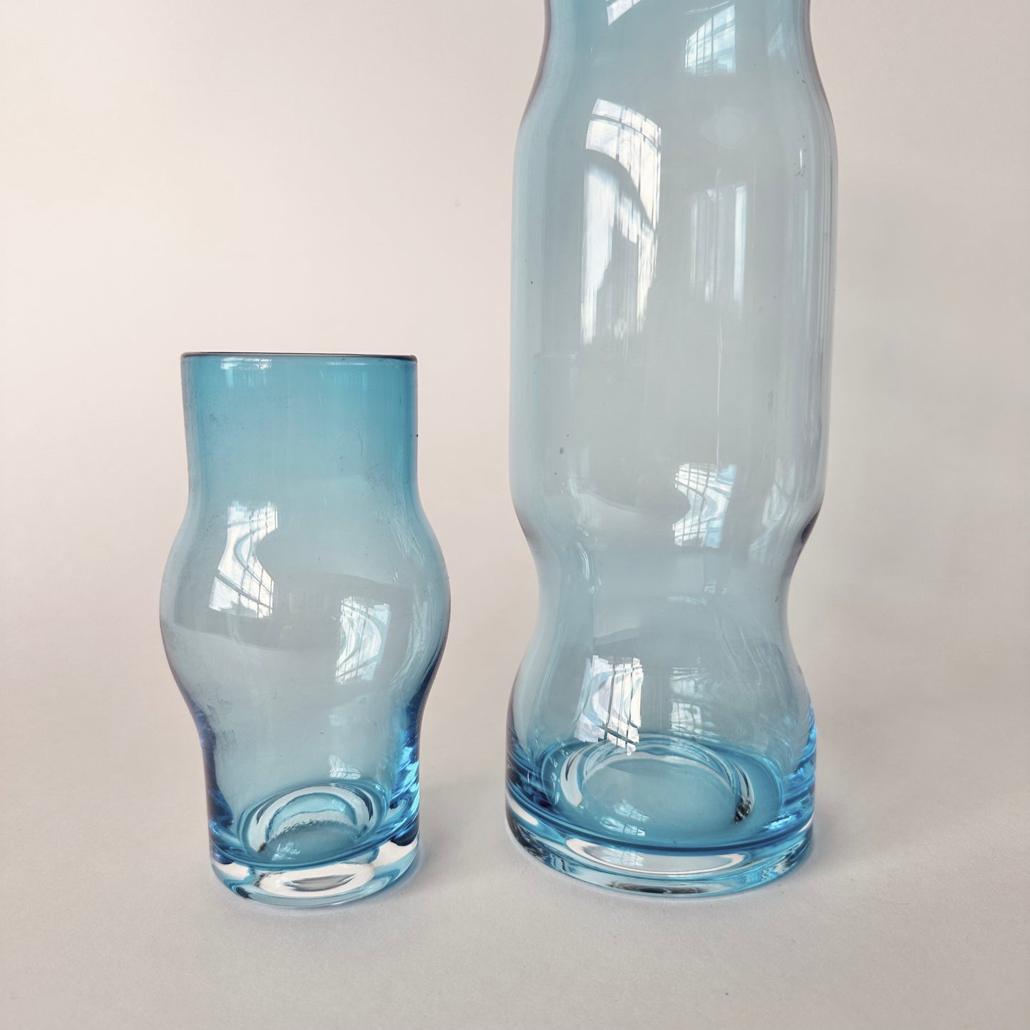 BEDSIDE BLUE GLASS CARAFE & TUMBLER SET