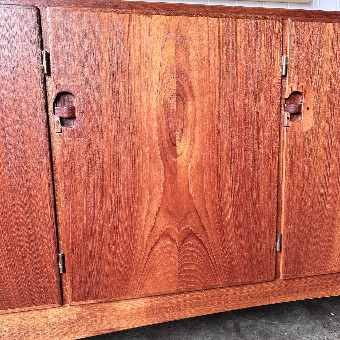 LARGE TEAK CABINET BY HARRY OSTERGAARD FOR RANDERS MOBELFABRIK
