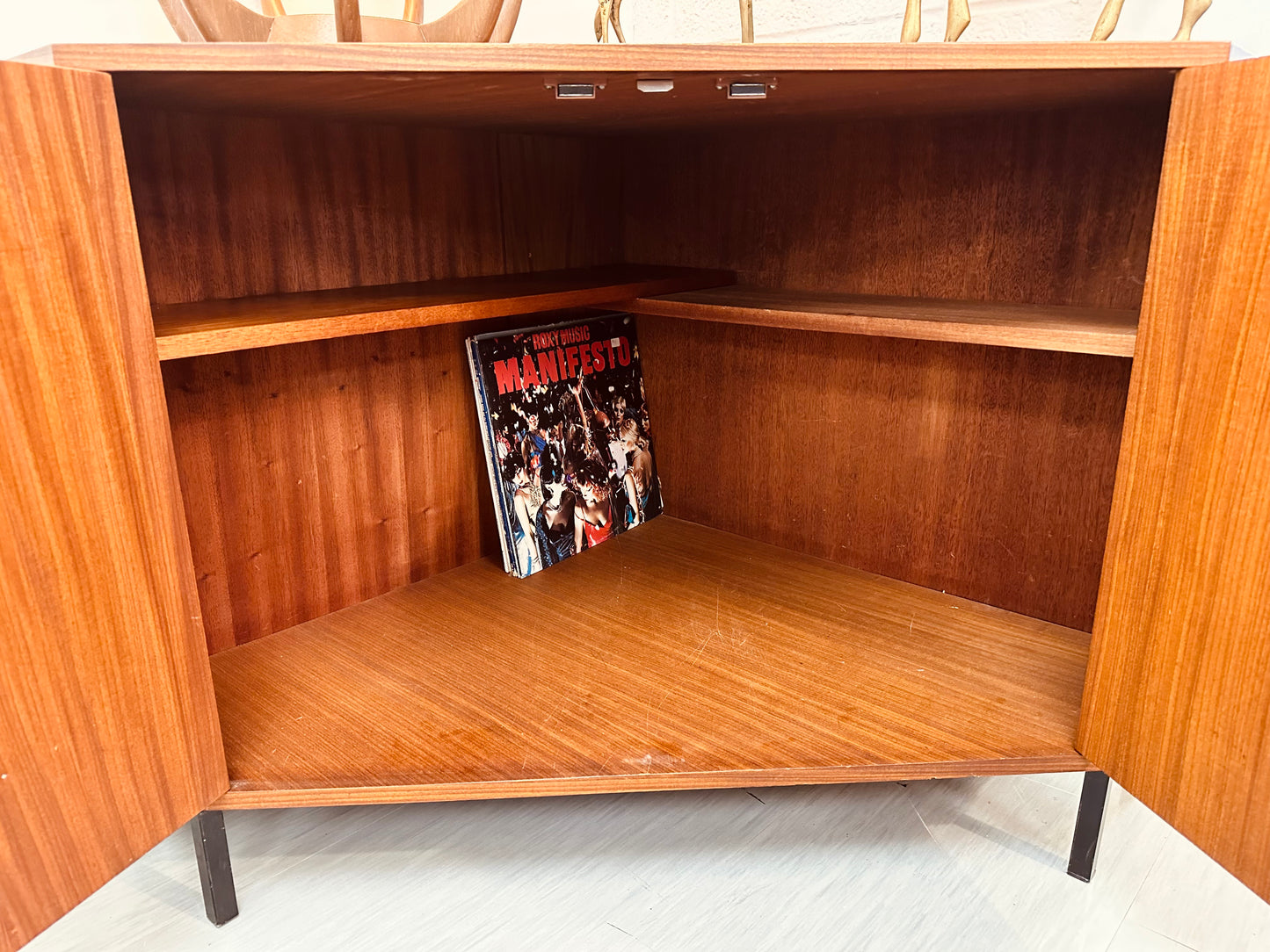 MCM AFROMOSIA CORNER RECORD CABINET/TV STAND