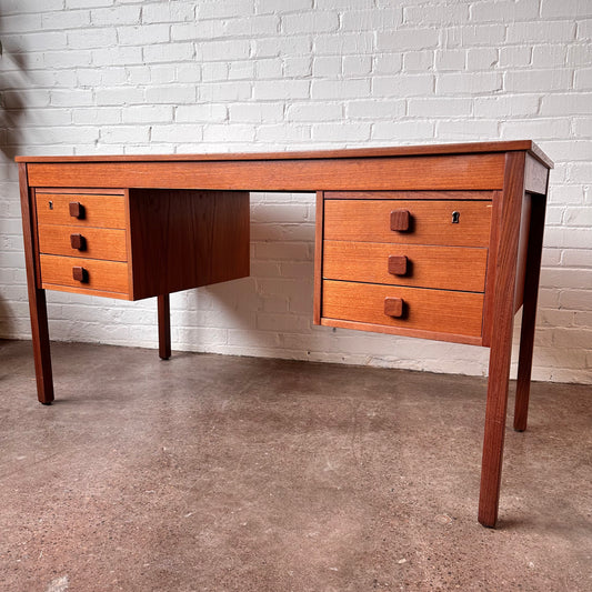 RESTORED DOMINO MOBLER TEAK WRITING DESK