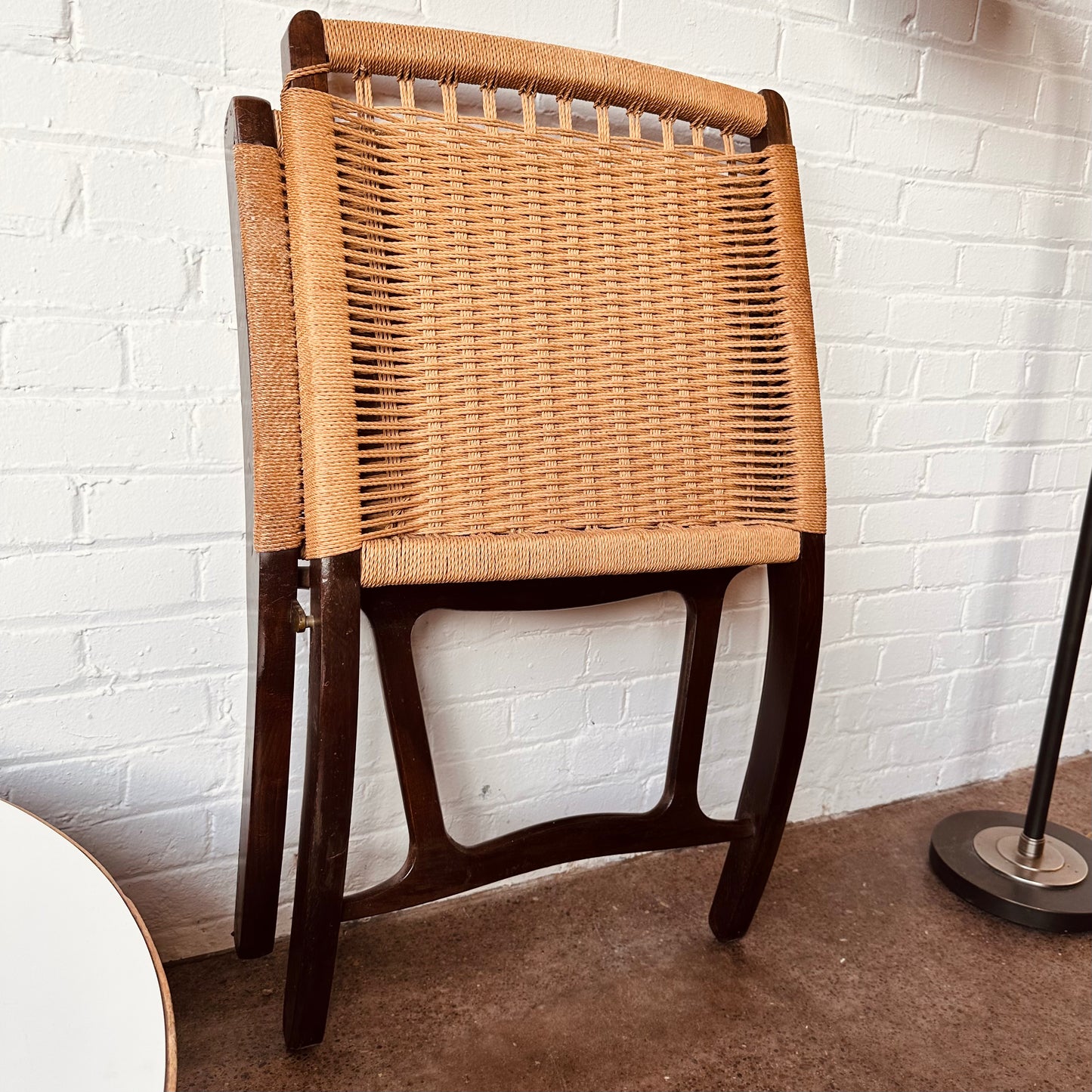 HANS WEGNER PAPER CORD FOLDING ROPE CHAIR