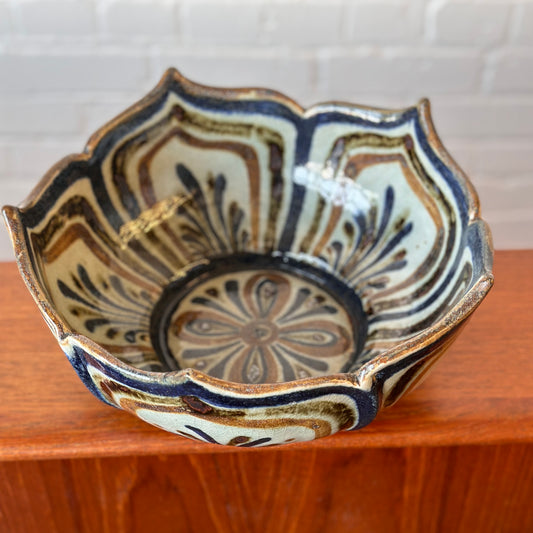 SIGNED KEN EDWARDS EL PALOMAR MEXICAN POTTERY BOWL