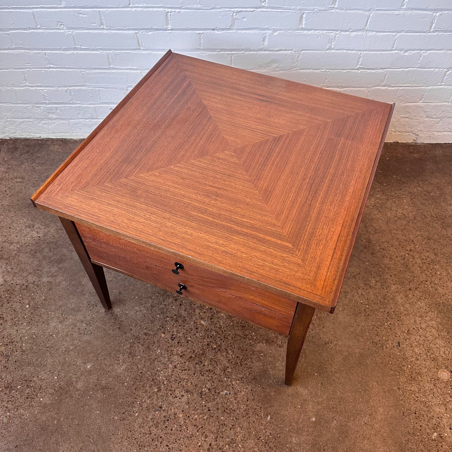 MARTINSVILLE LARGE ACCENT TABLE WITH DRAWER FEATURE