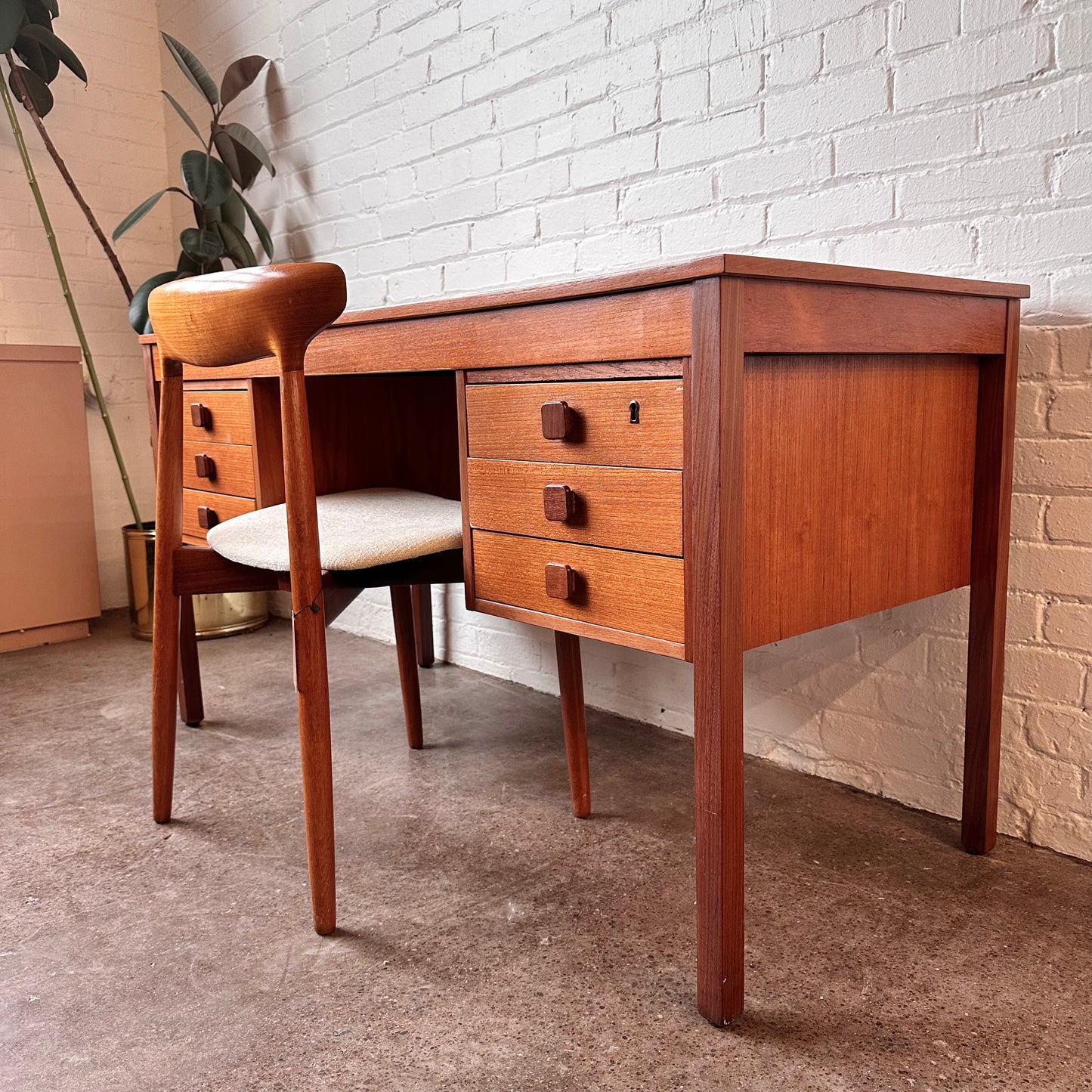 RESTORED DOMINO MOBLER TEAK WRITING DESK