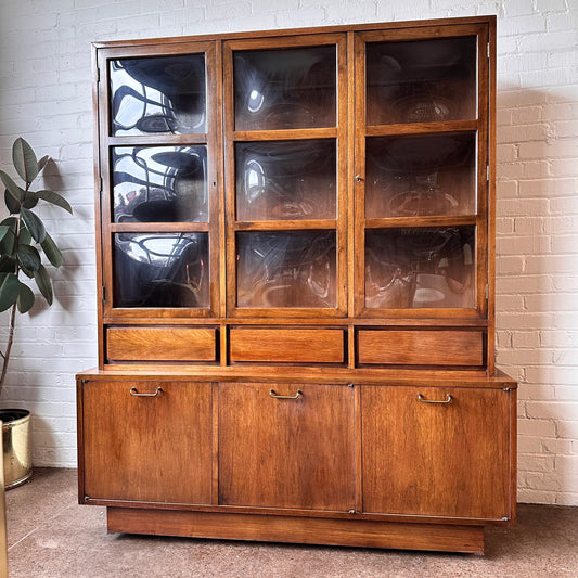 MARTINSVILLE BUBBLE GLASS HUTCH BY MERTON GERSHUN